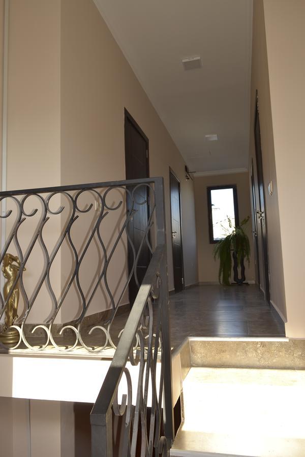 Hotel Sunny House Kobuleti Exterior foto